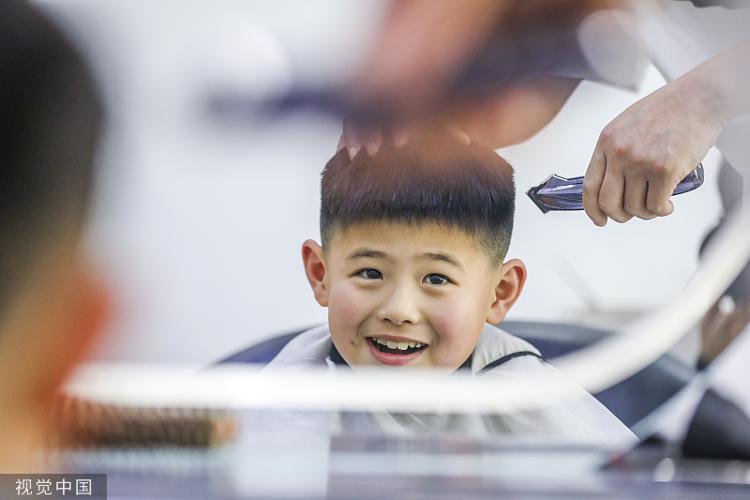 防脱发 生发养发的消费需求_脱发医学养护_脱发营销
