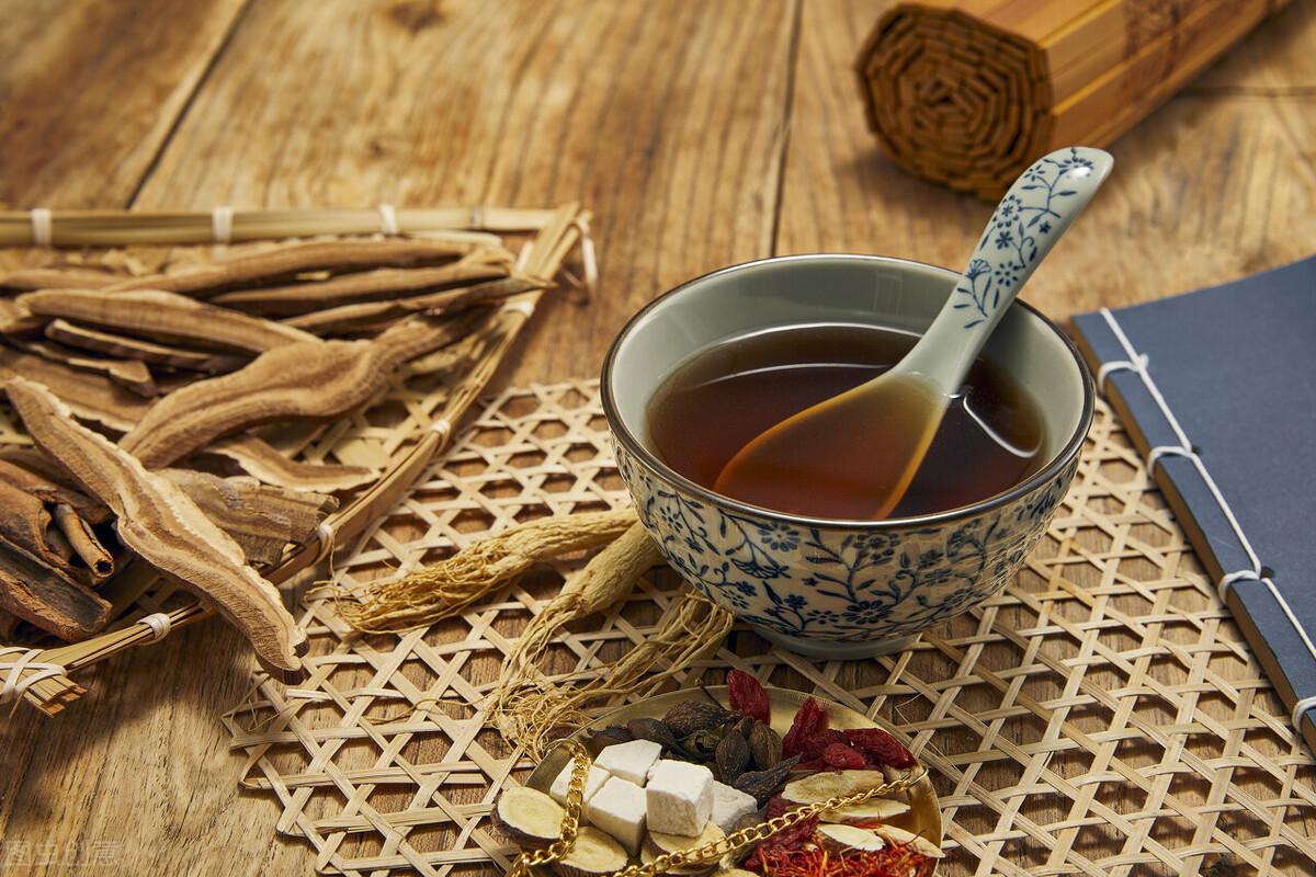 脱发溢脂性脱发_脱发脂溢性_脂溢性脱发